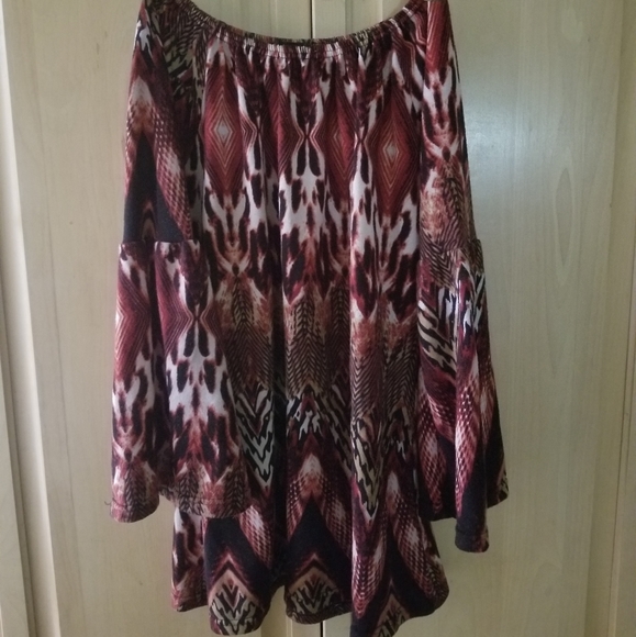 Tunics - Picture 4 of 4